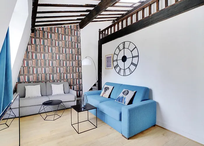 Parisian Charm In The Heart Of The Marais ! Paris